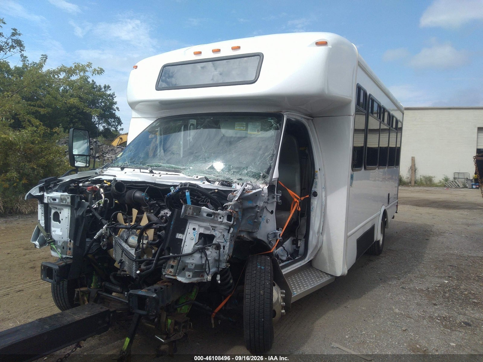 2024 FORD E-450 CUTAWAY