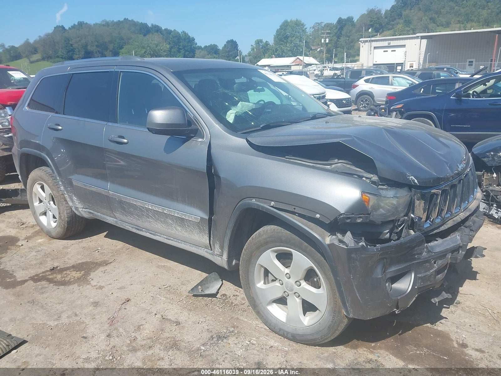 2013 JEEP GRAND CHEROKEE LAREDO