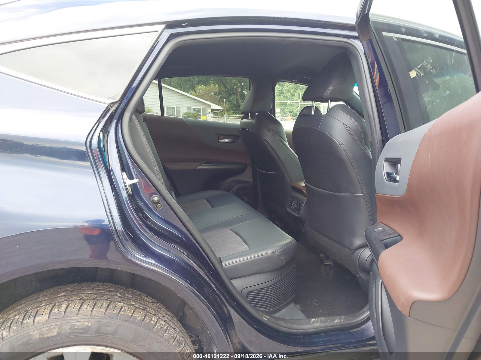 2021 Toyota Venza, auction photo 8