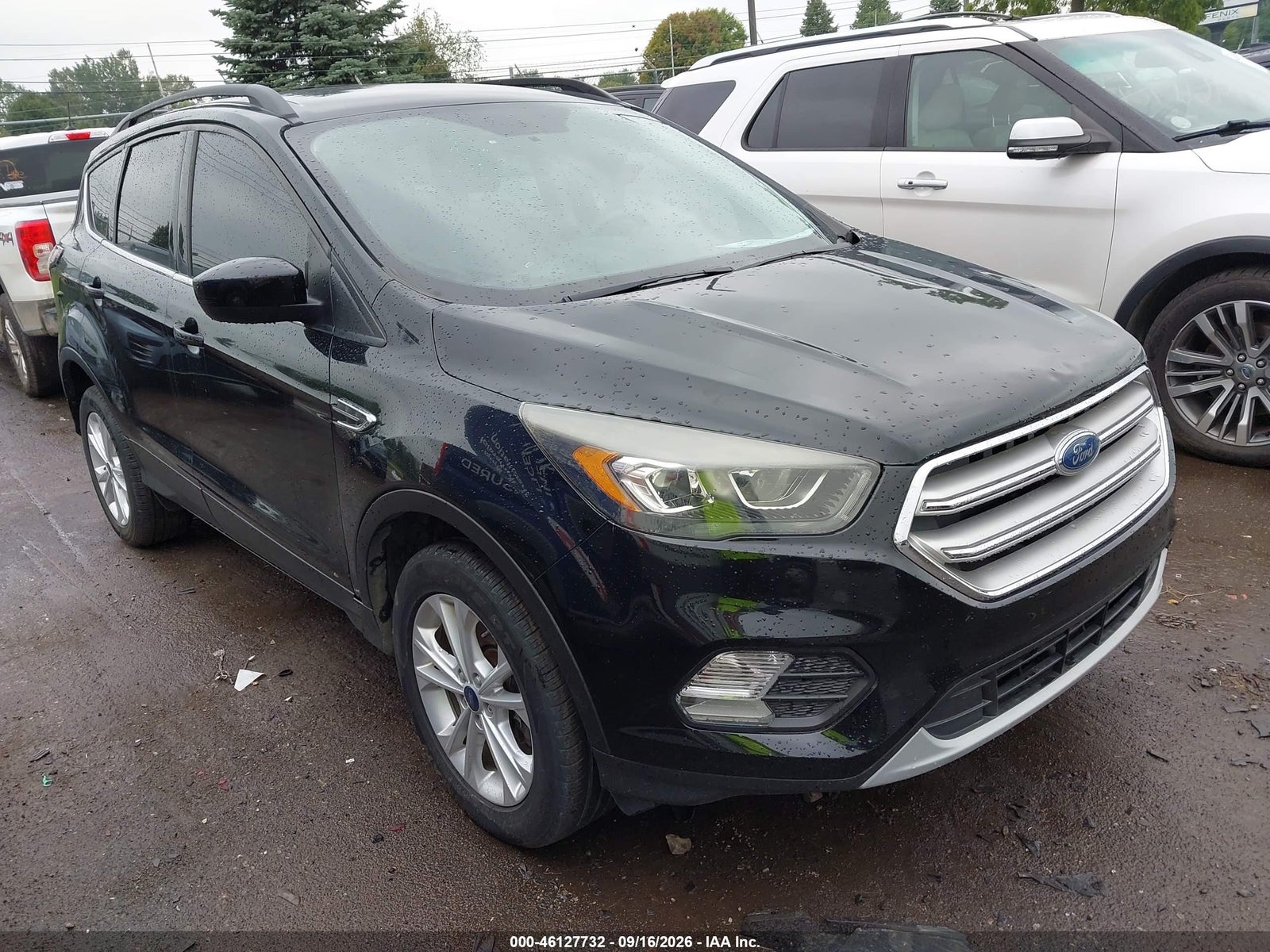 2017 FORD ESCAPE SE