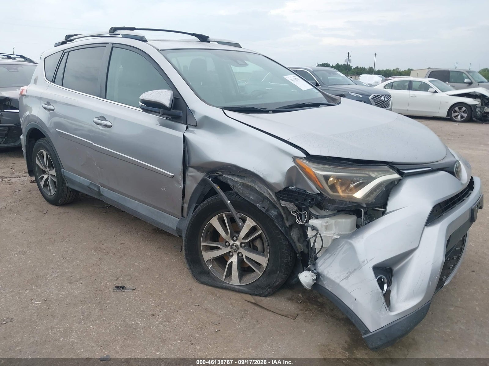 2017 TOYOTA RAV4 XLE