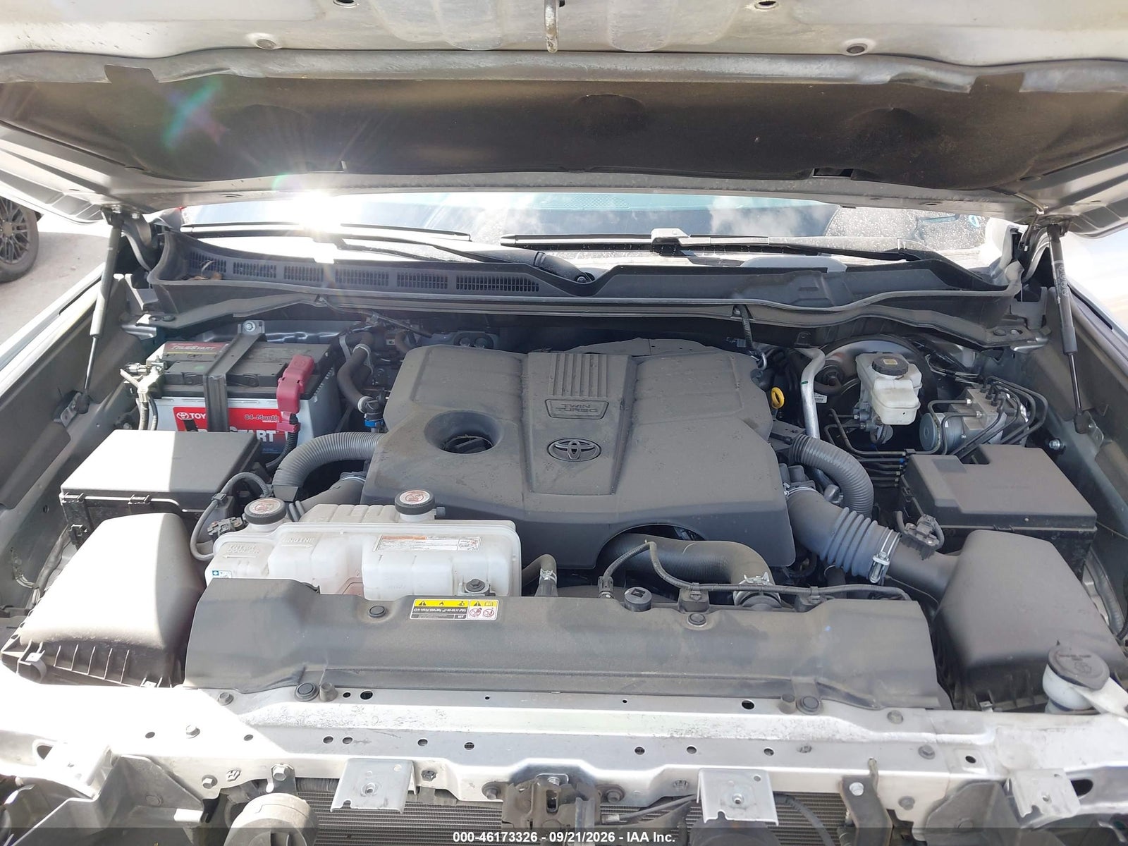 2025 Toyota Tundra 4WD, auction photo 10