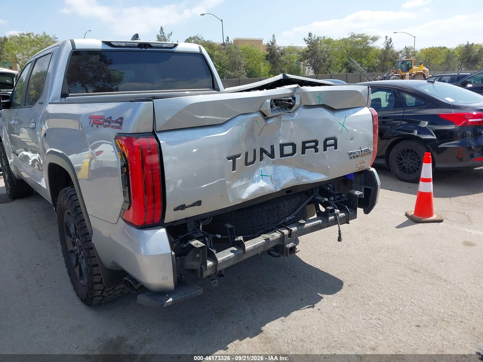 2025 Toyota Tundra 4WD, auction photo 6