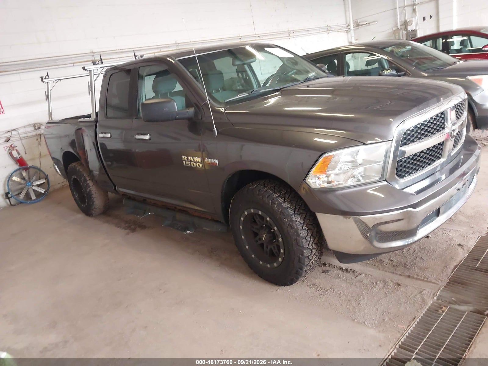 2016 RAM 1500 SLT
