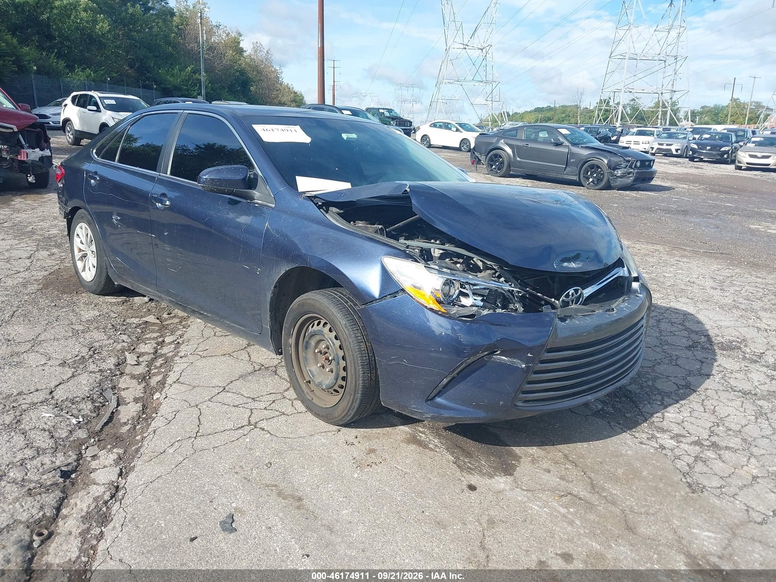 2015 TOYOTA CAMRY LE