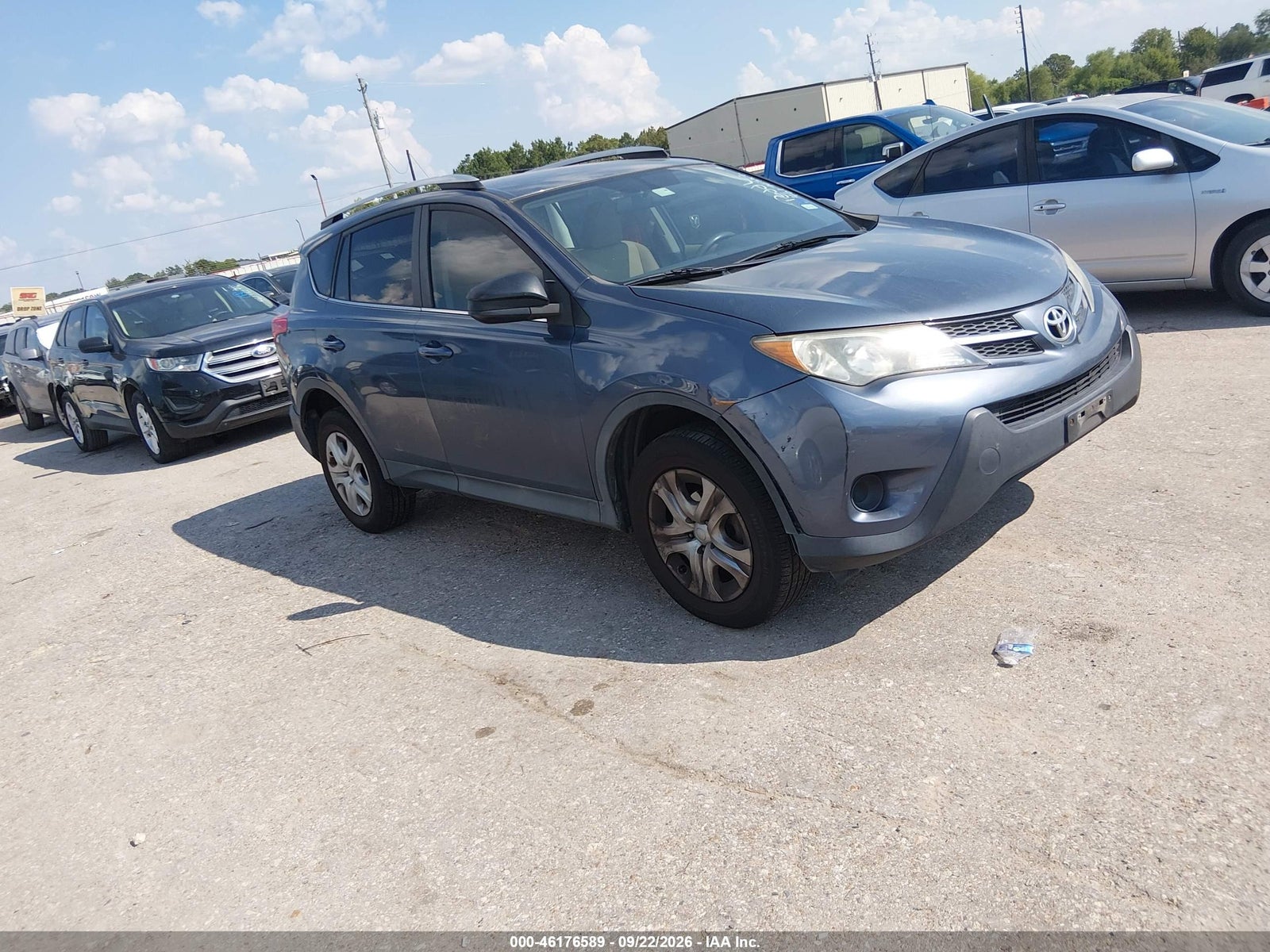 2013 TOYOTA RAV4 LE