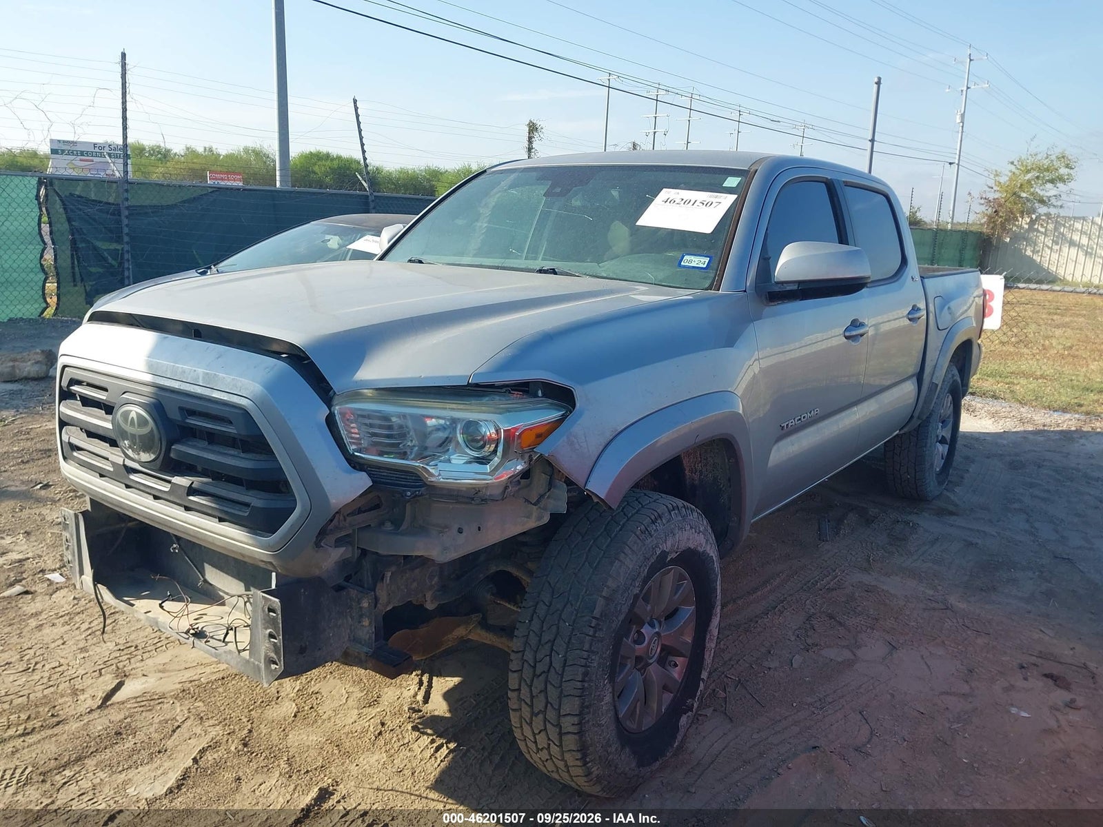2018 Toyota Tacoma, auction photo 2