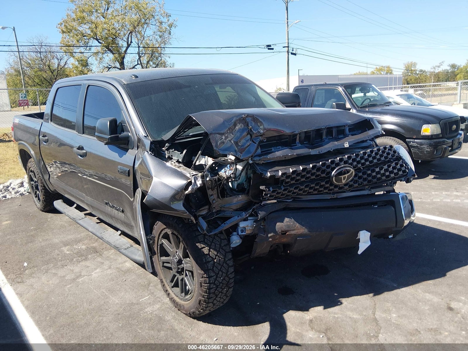 2019 TOYOTA TUNDRA SR5 5.7L V8
