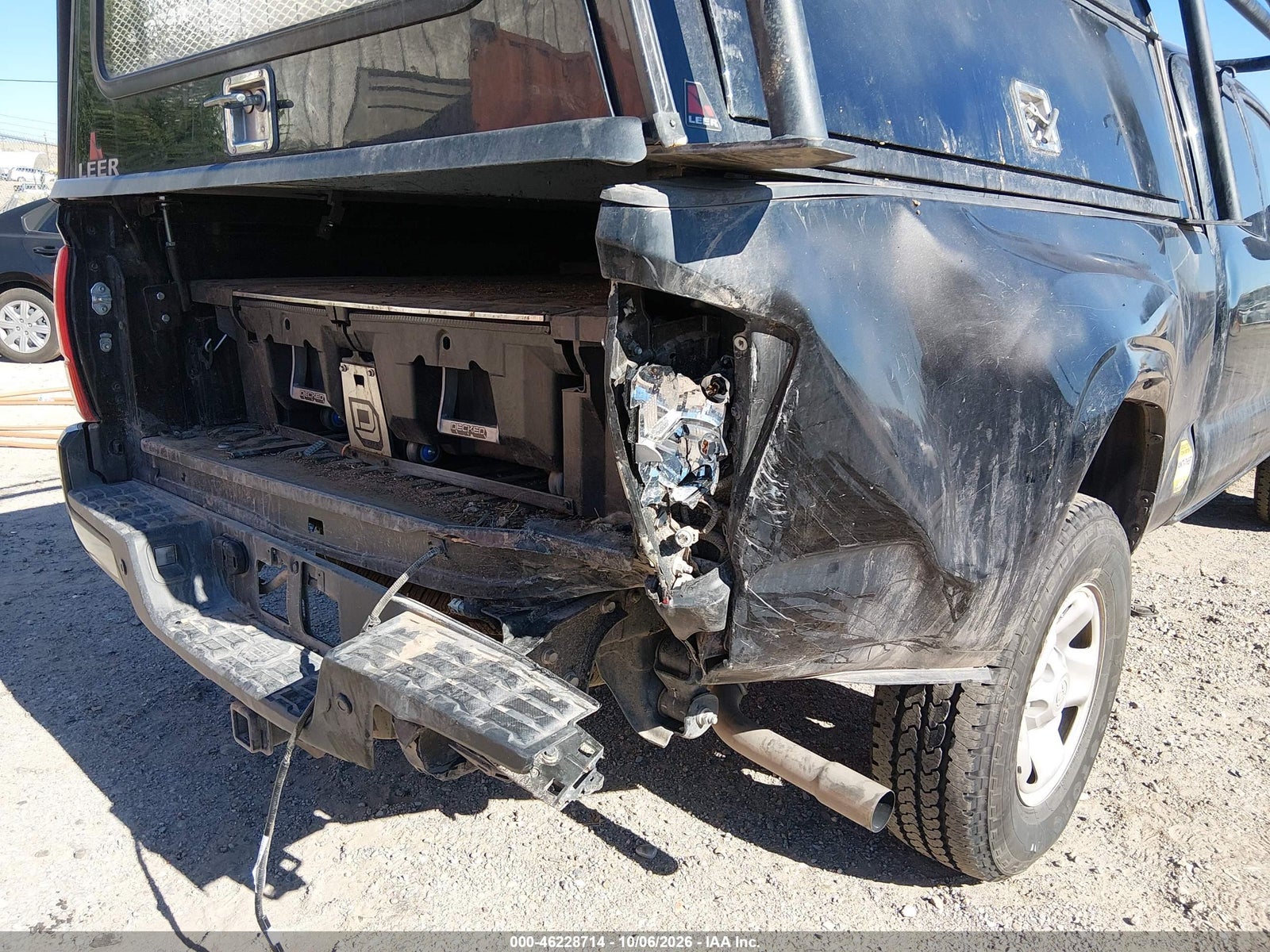 2023 Toyota Tacoma, auction photo 6
