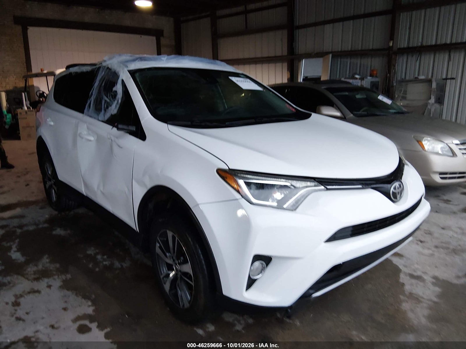 2017 TOYOTA RAV4 XLE