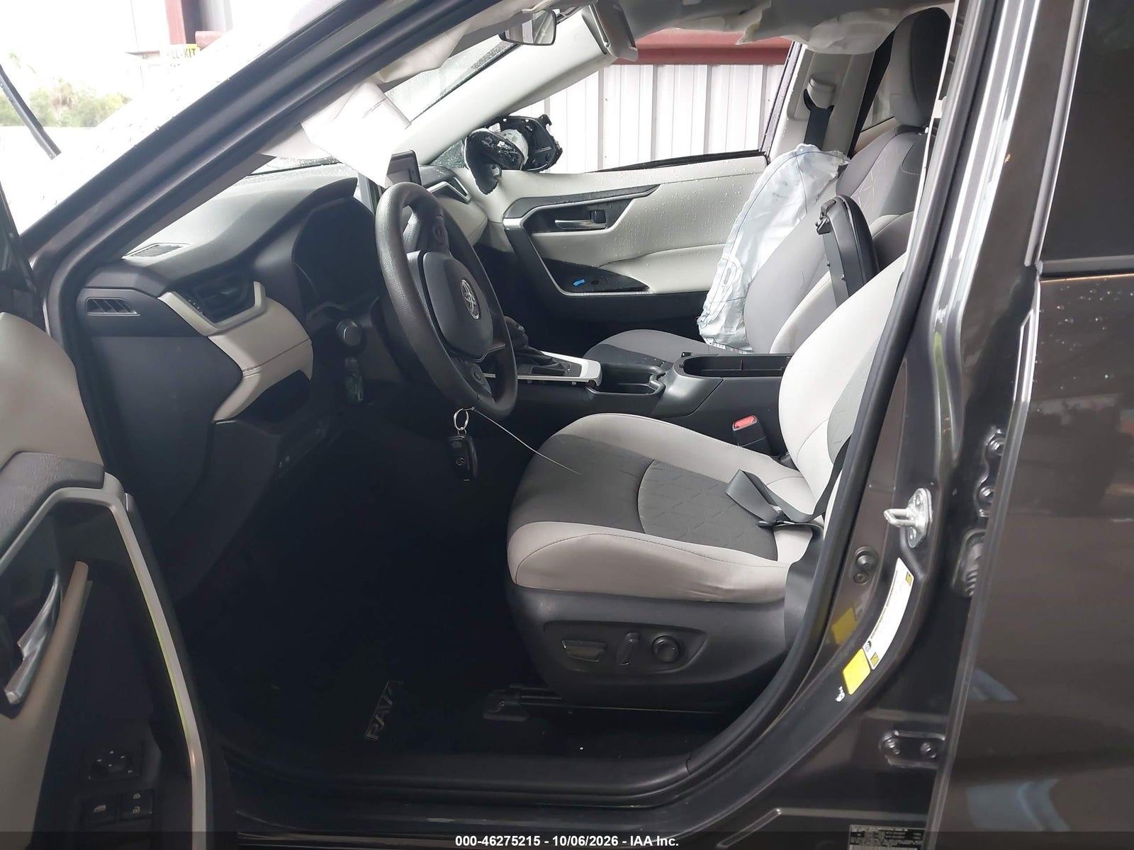 2021 Toyota RAV4, auction photo 5