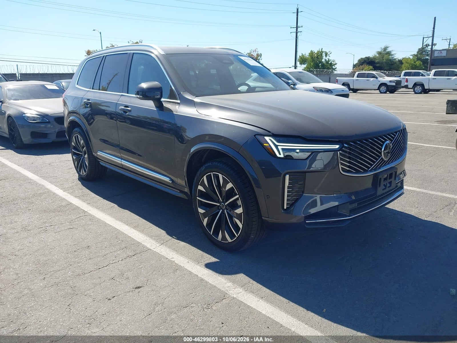 2025 VOLVO XC90 PLUG-IN HYBRID T8 CORE 7-SEATER