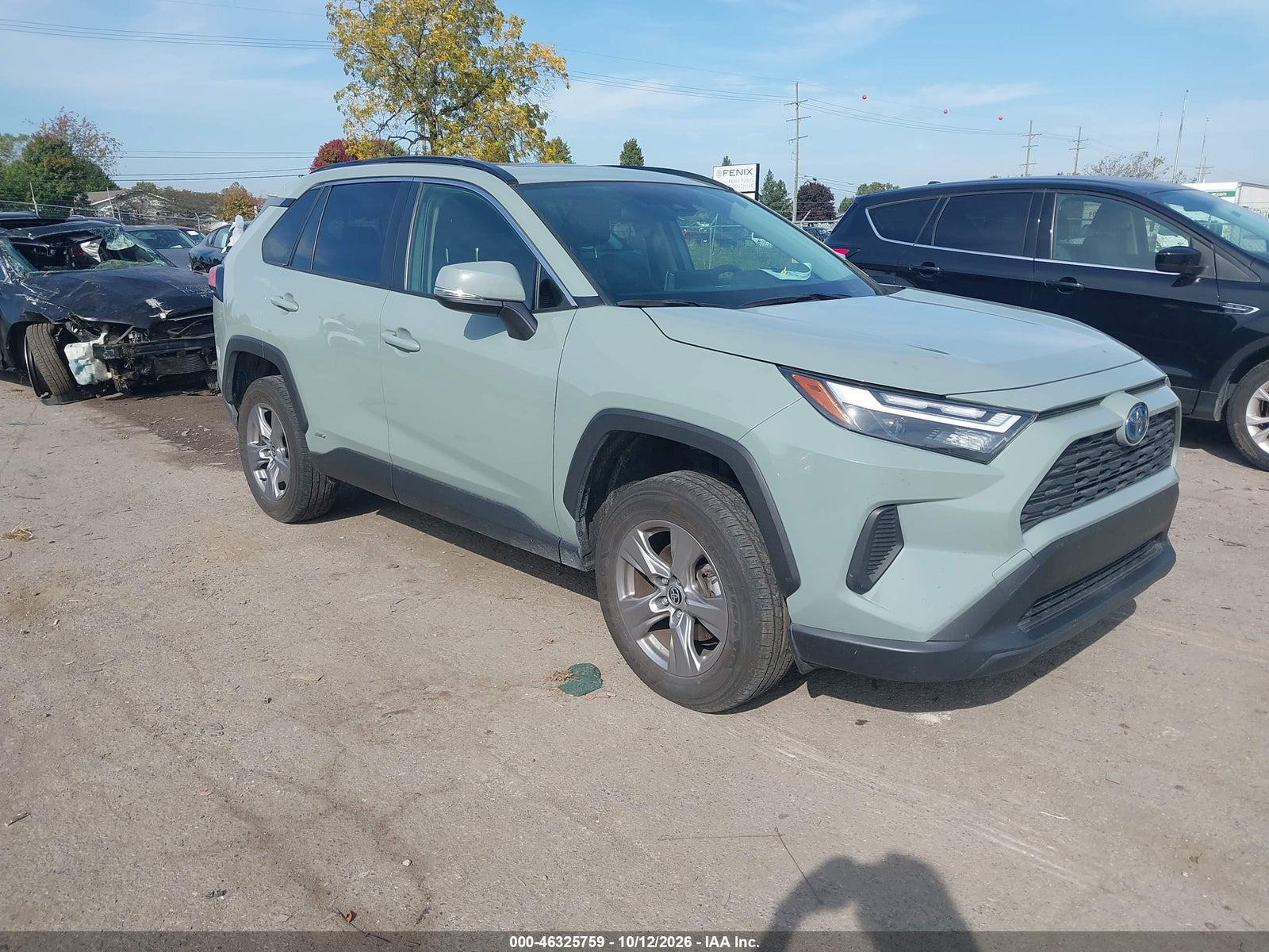 2023 TOYOTA RAV4 HYBRID XLE