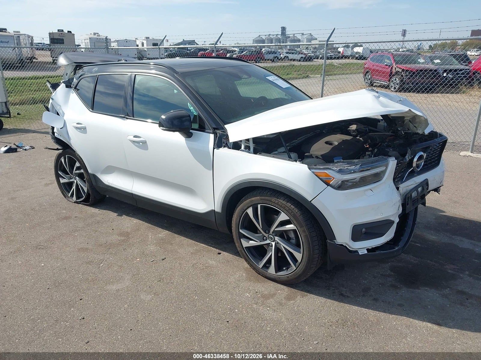 2020 VOLVO XC40 T5 R-DESIGN