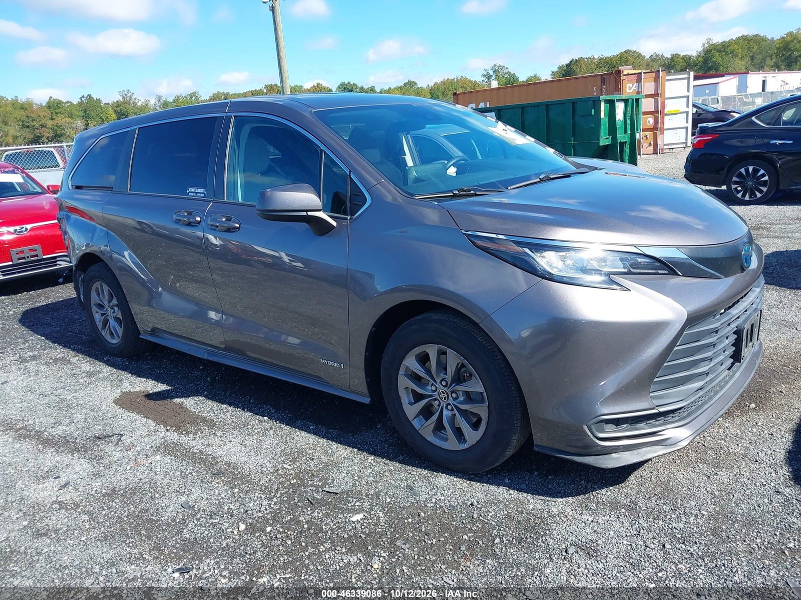 2021 TOYOTA SIENNA LE