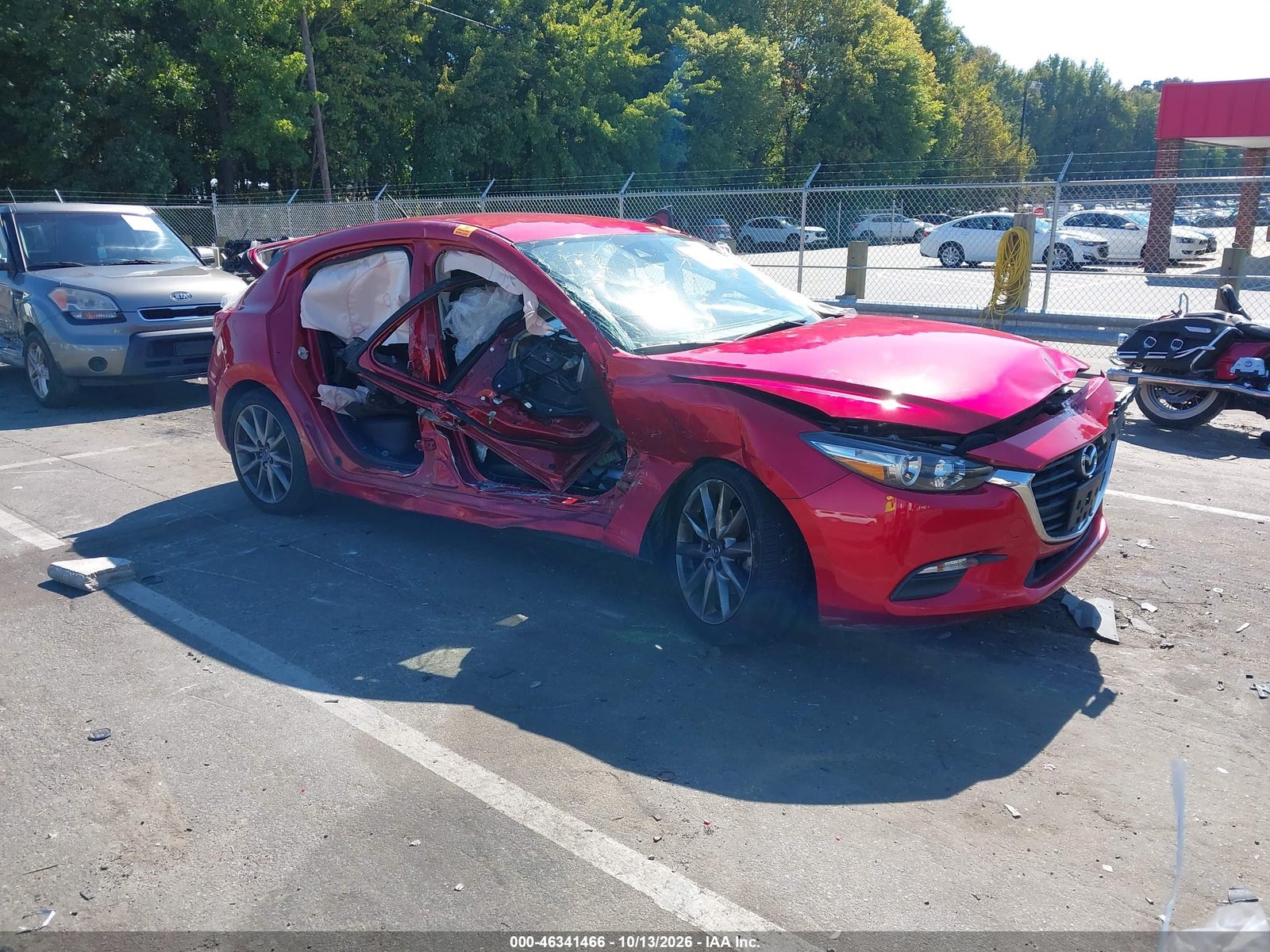2018 MAZDA MAZDA3 TOURING