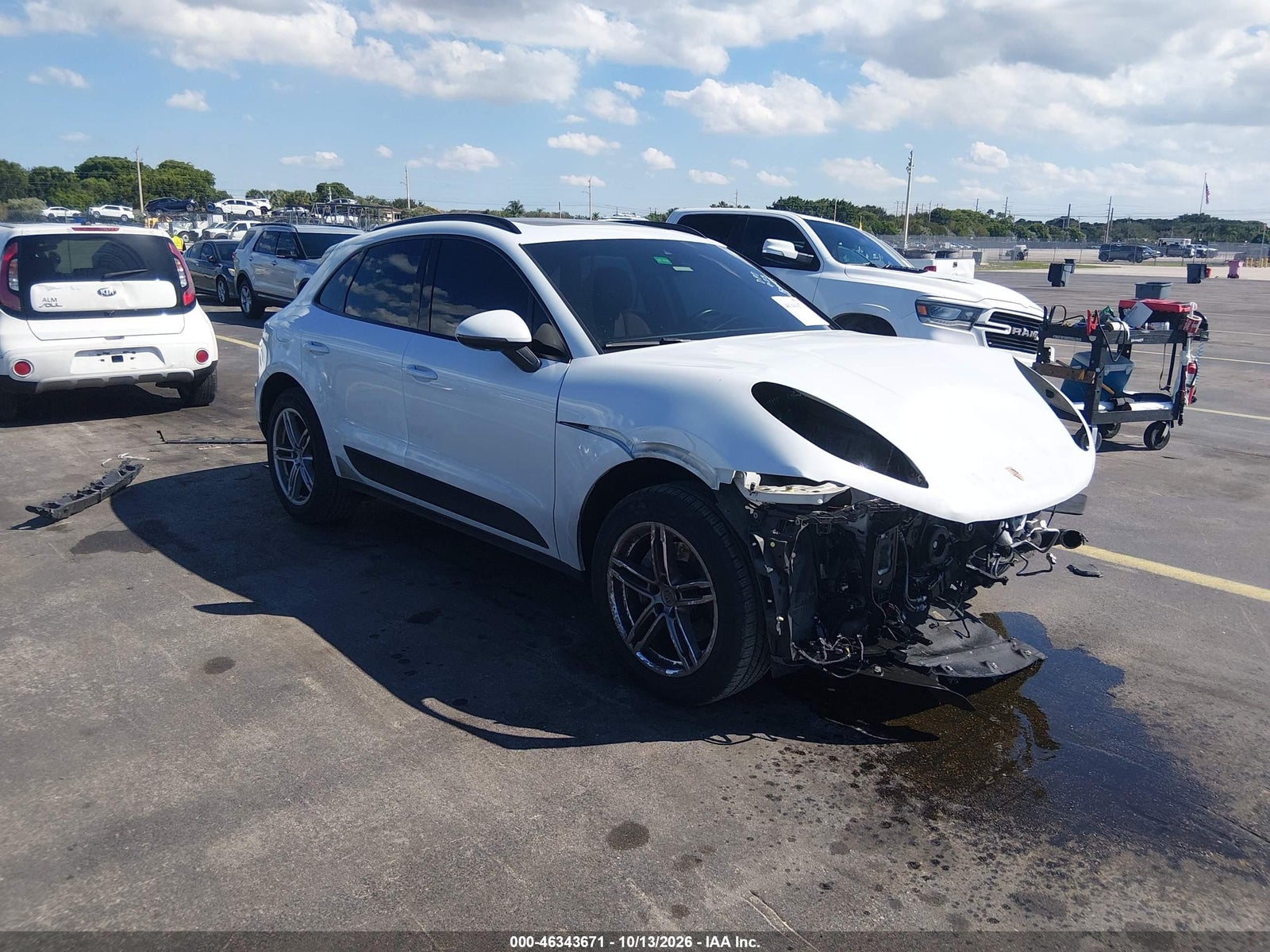 2020 PORSCHE MACAN