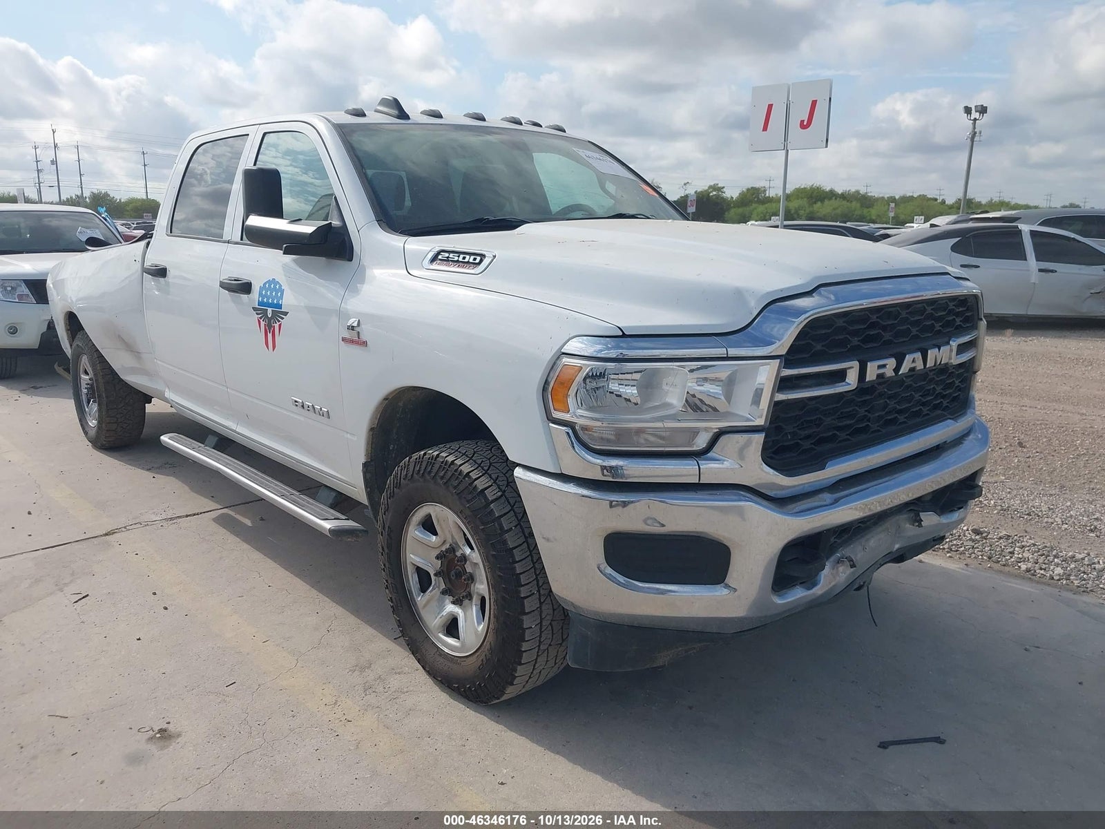 2021 RAM 2500 TRADESMAN  4X4 8' BOX