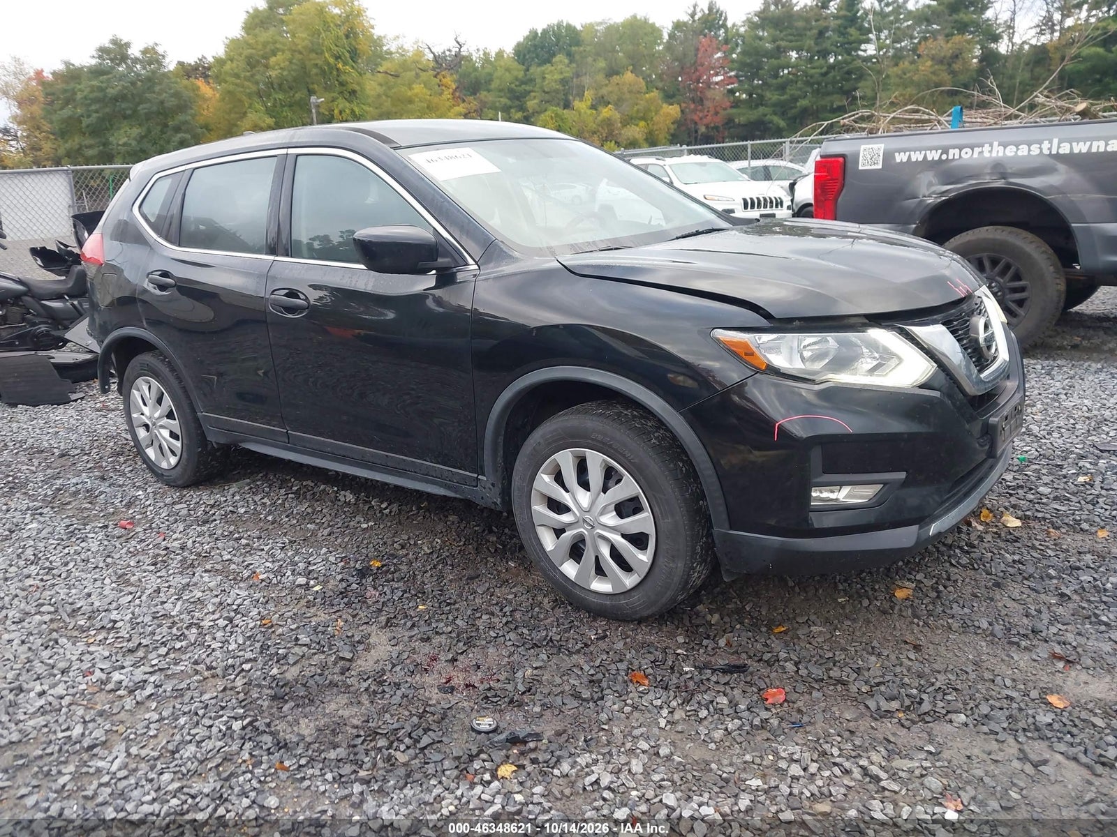 2017 NISSAN ROGUE S