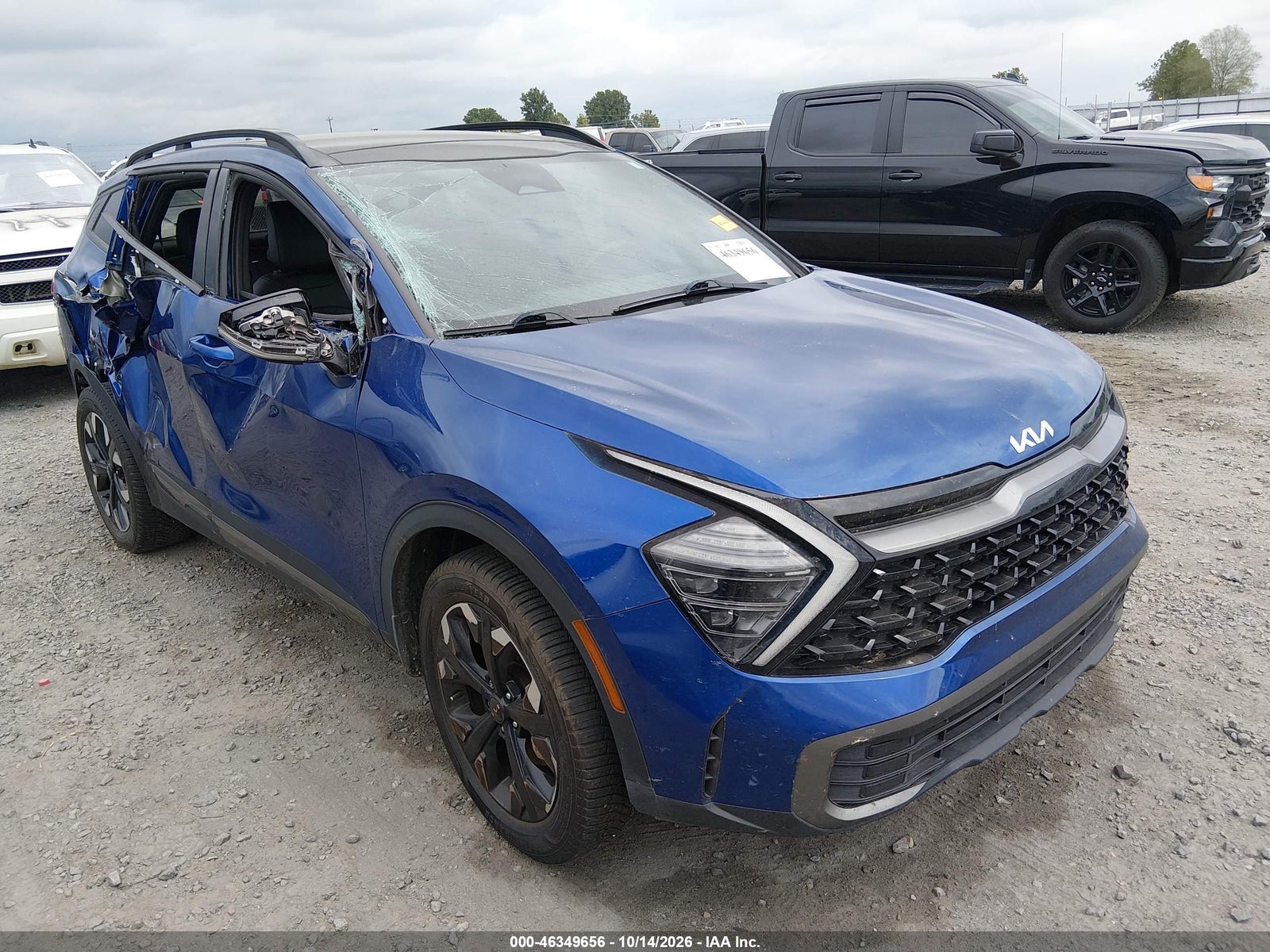 2024 KIA SPORTAGE X-LINE