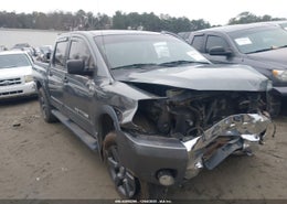2015 Nissan Titan
