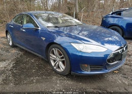 2015 Tesla Model S