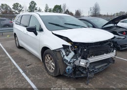 2025 Chrysler Voyager