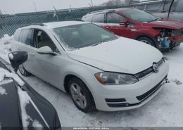 2015 Volkswagen Golf Sportwagen