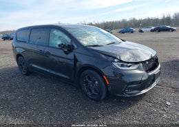 2023 Chrysler Pacifica Hybrid