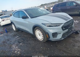 2024 Ford Mustang Mach-E