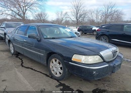 2011 Lincoln Town Car