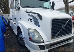 2015 Volvo Vn