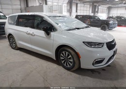 2024 Chrysler Pacifica Hybrid