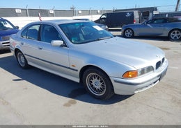 2000 BMW 528ia