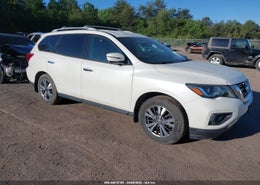 2017 Nissan Pathfinder