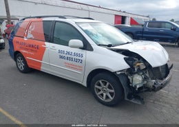 2004 Toyota Sienna