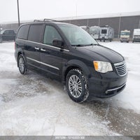 2014 Chrysler Town & Country Touring L