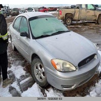 2004 Ford Taurus Se