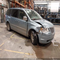 2010 Chrysler Town & Country Touring