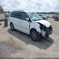 2014 Chrysler Town & Country Touring L