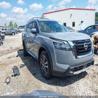 2022 Nissan Pathfinder Platinum 4Wd
