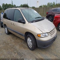 2000 Plymouth Voyager Se
