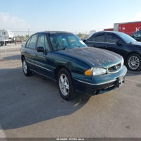 1999 Pontiac Bonneville Se