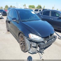 2016 Volkswagen Golf R 4-Door