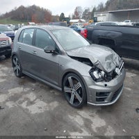 2016 Volkswagen Golf R 4-Door
