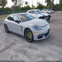 2019 Porsche Panamera E-Hybrid 4