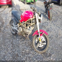 1999 Ducati M750