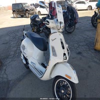 2023 Vespa Gts/Sei Giorni 300