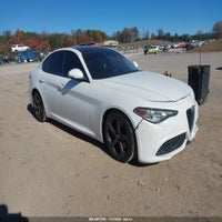 2017 Alfa Romeo Giulia Ti Rwd