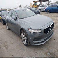 2018 Volvo S90 T5 Momentum